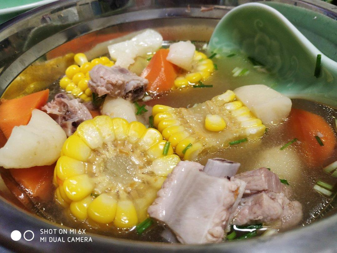 玉米马蹄排骨汤