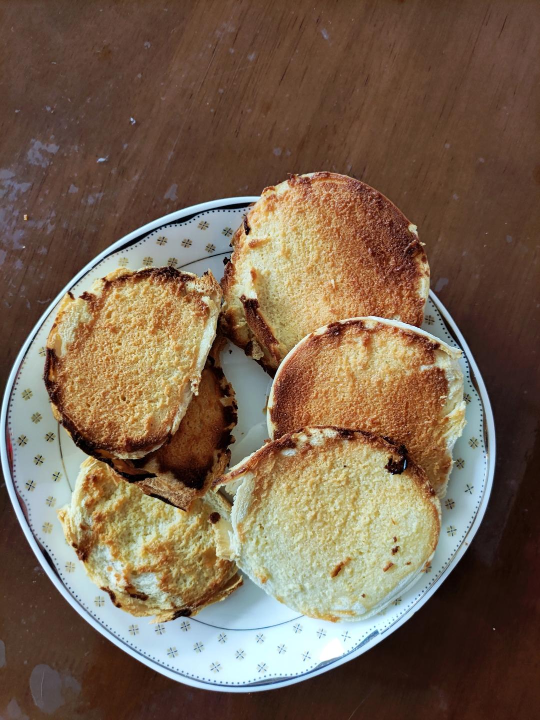 超简单系列之~香甜酥脆的炼乳烤馒头