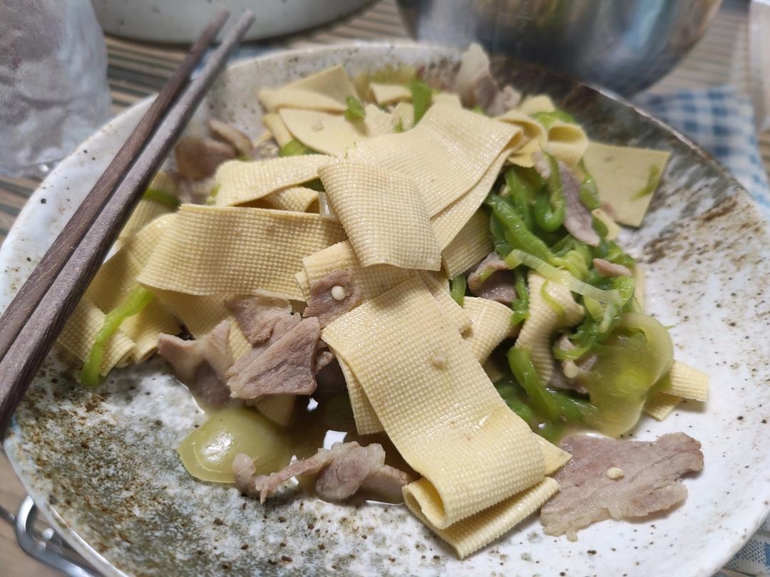 尖椒干豆腐