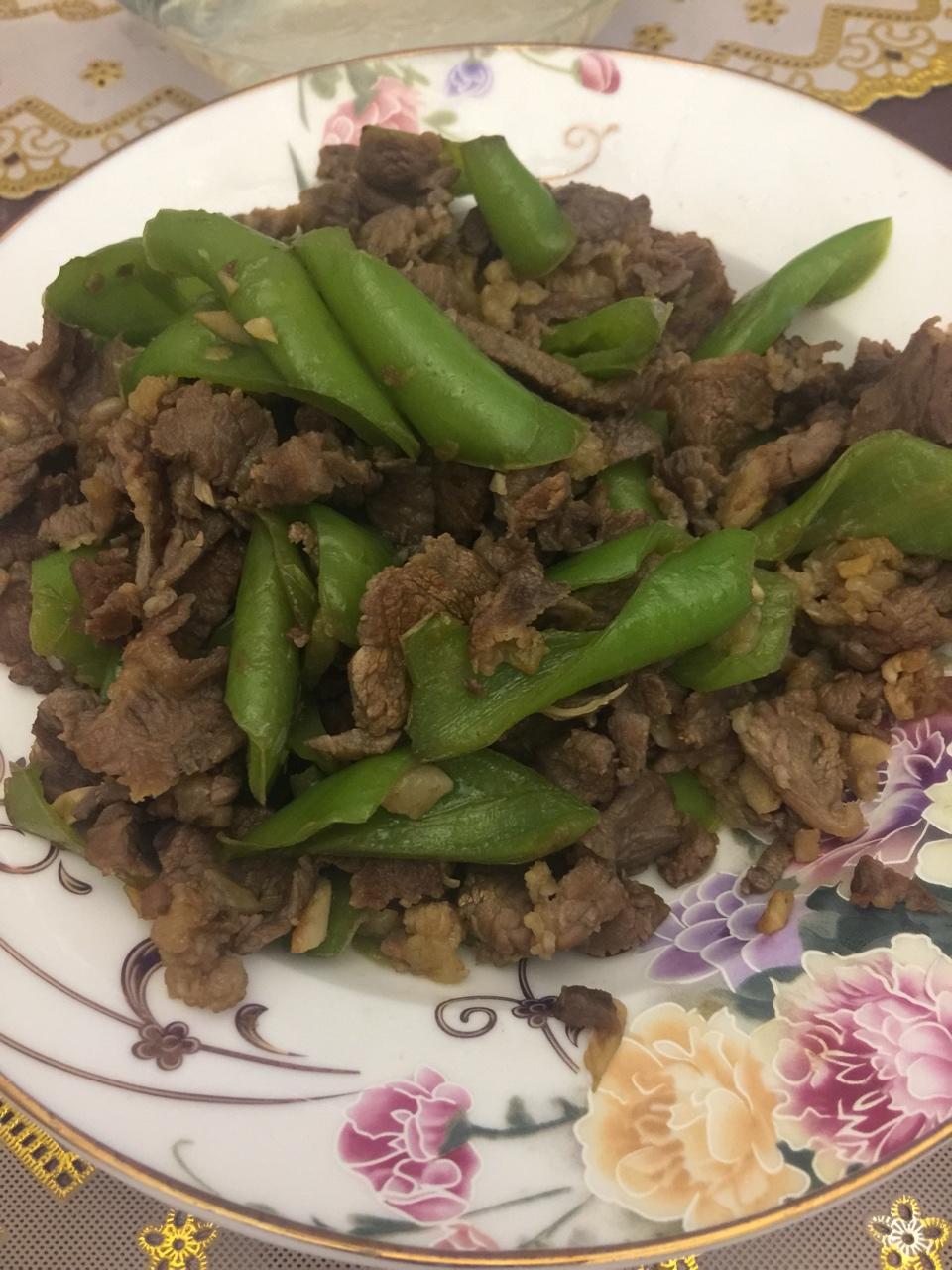 尖椒炒牛肉