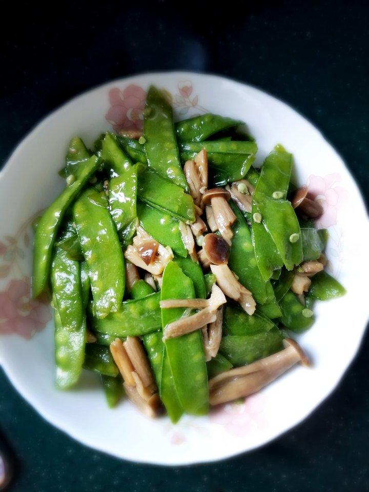 家常小炒之海鲜菇荷兰豆虾仁（减脂餐）