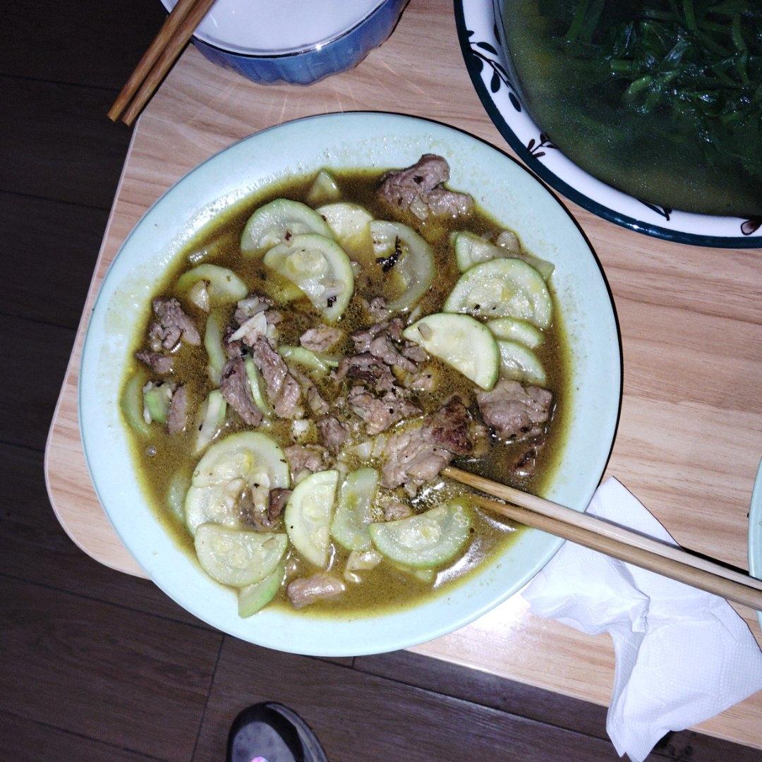 云南小瓜炒肉