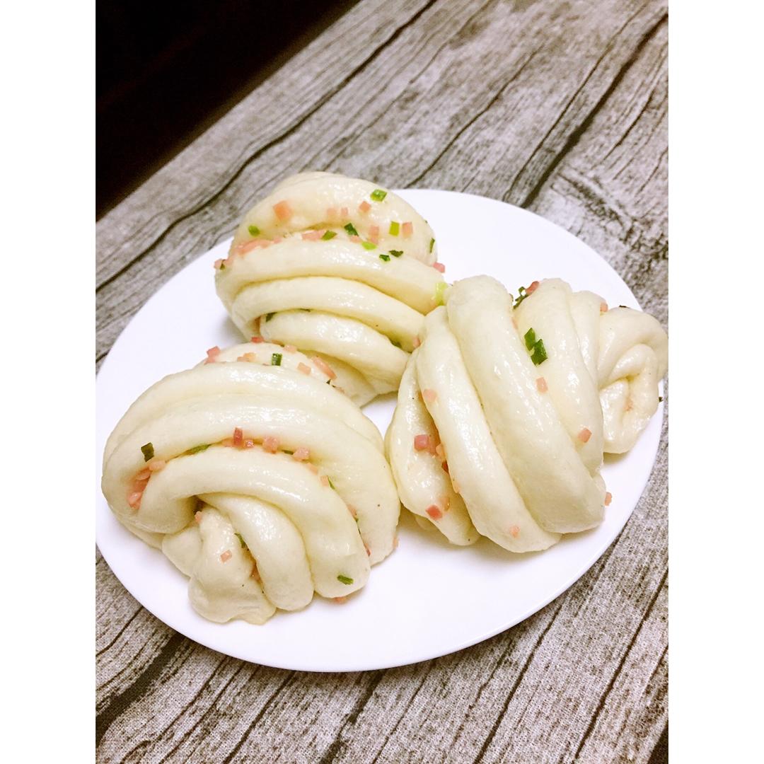 葱油花卷 Steamed Roll