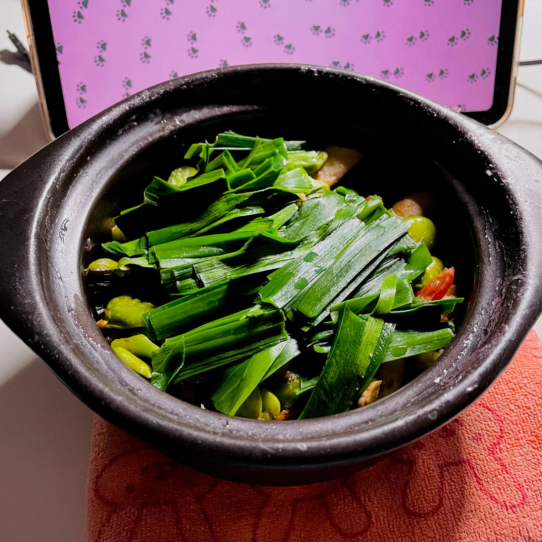 春菜煲仔饭