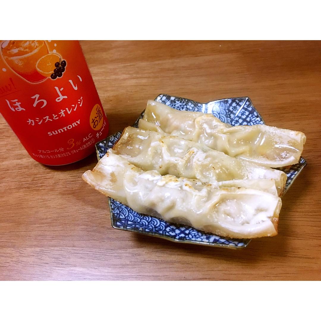 速冻水饺吃腻了吗~变锅贴吧(๑´ڡ`๑)