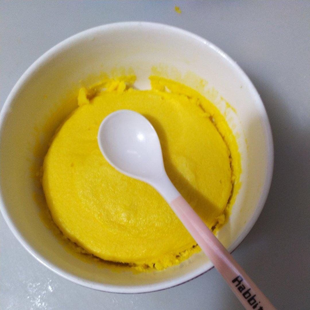 辅食-奶香南瓜蒸糕