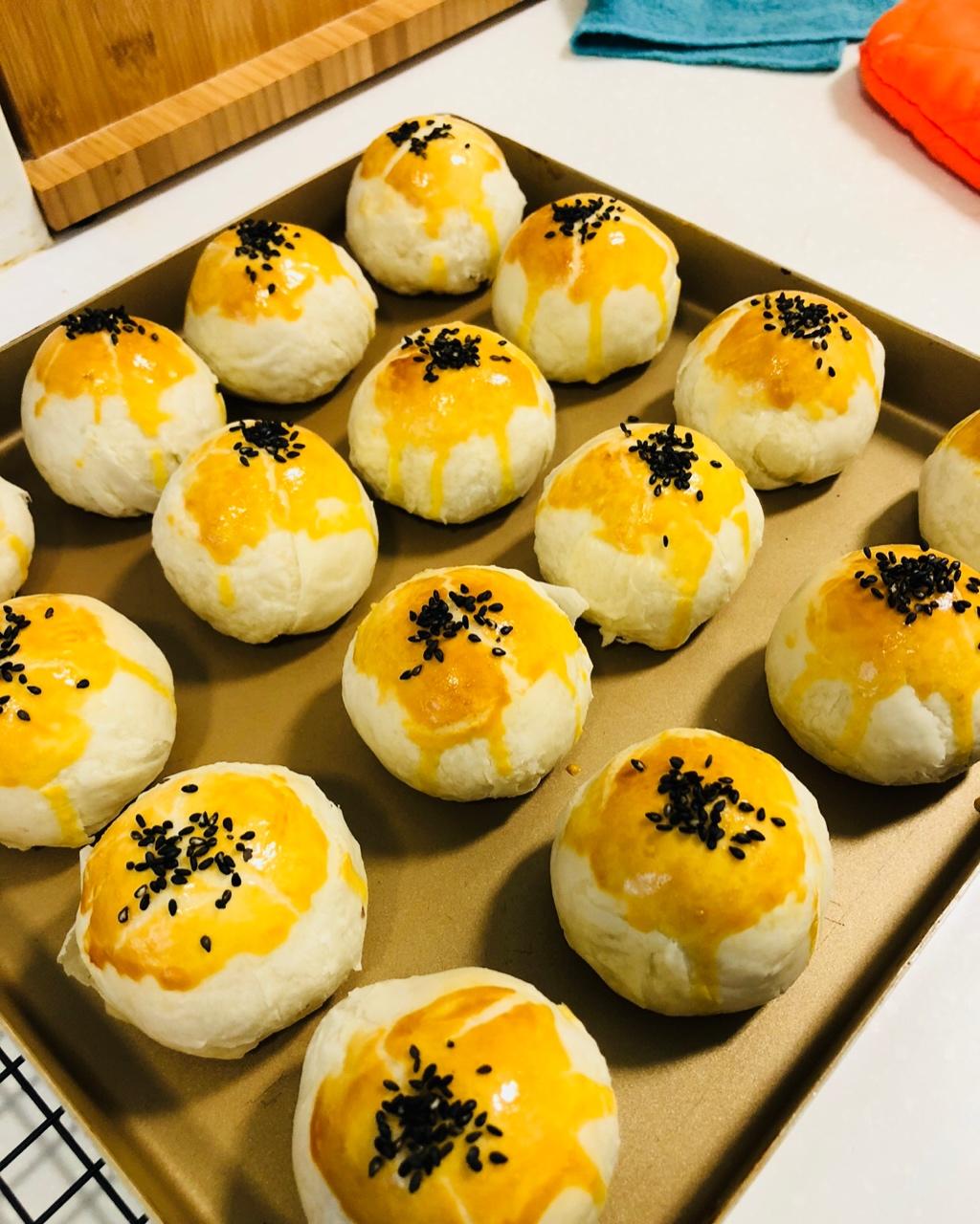 蛋黄酥