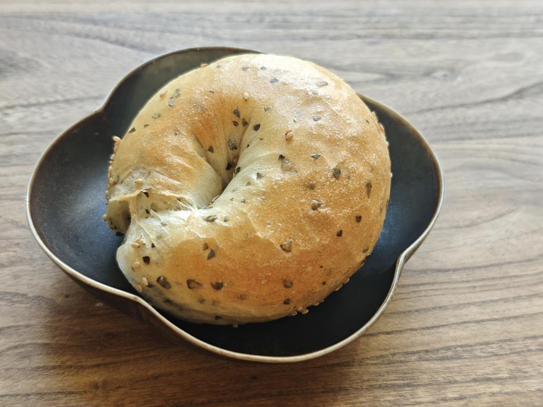 花椒叶盐贝果｜贝果控快冲！越嚼越香