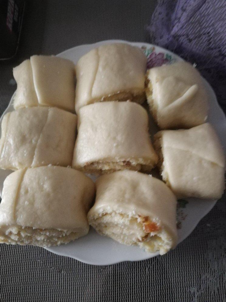椰蓉馒头卷（附自制椰蓉馅）