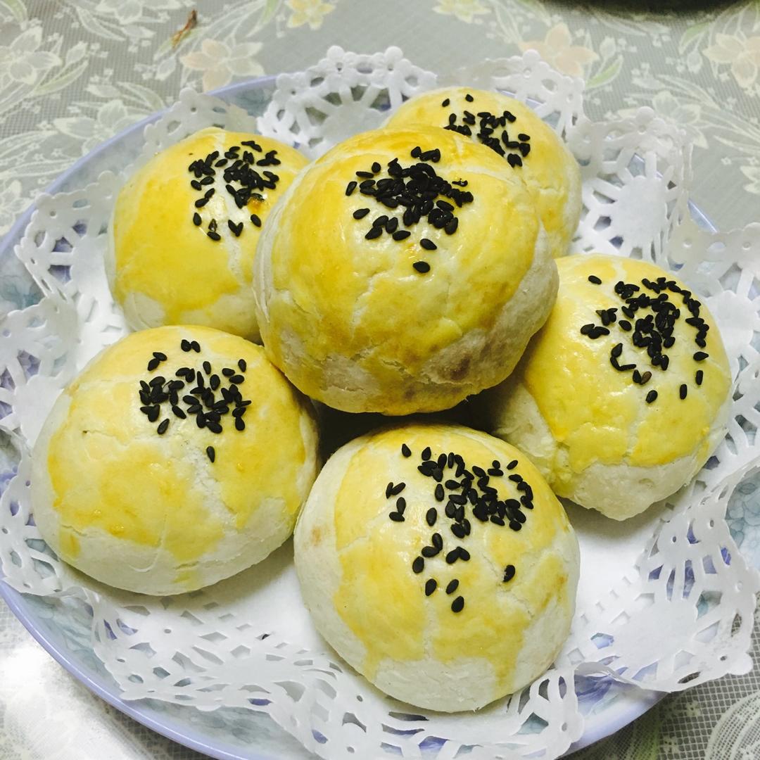 蛋黄酥