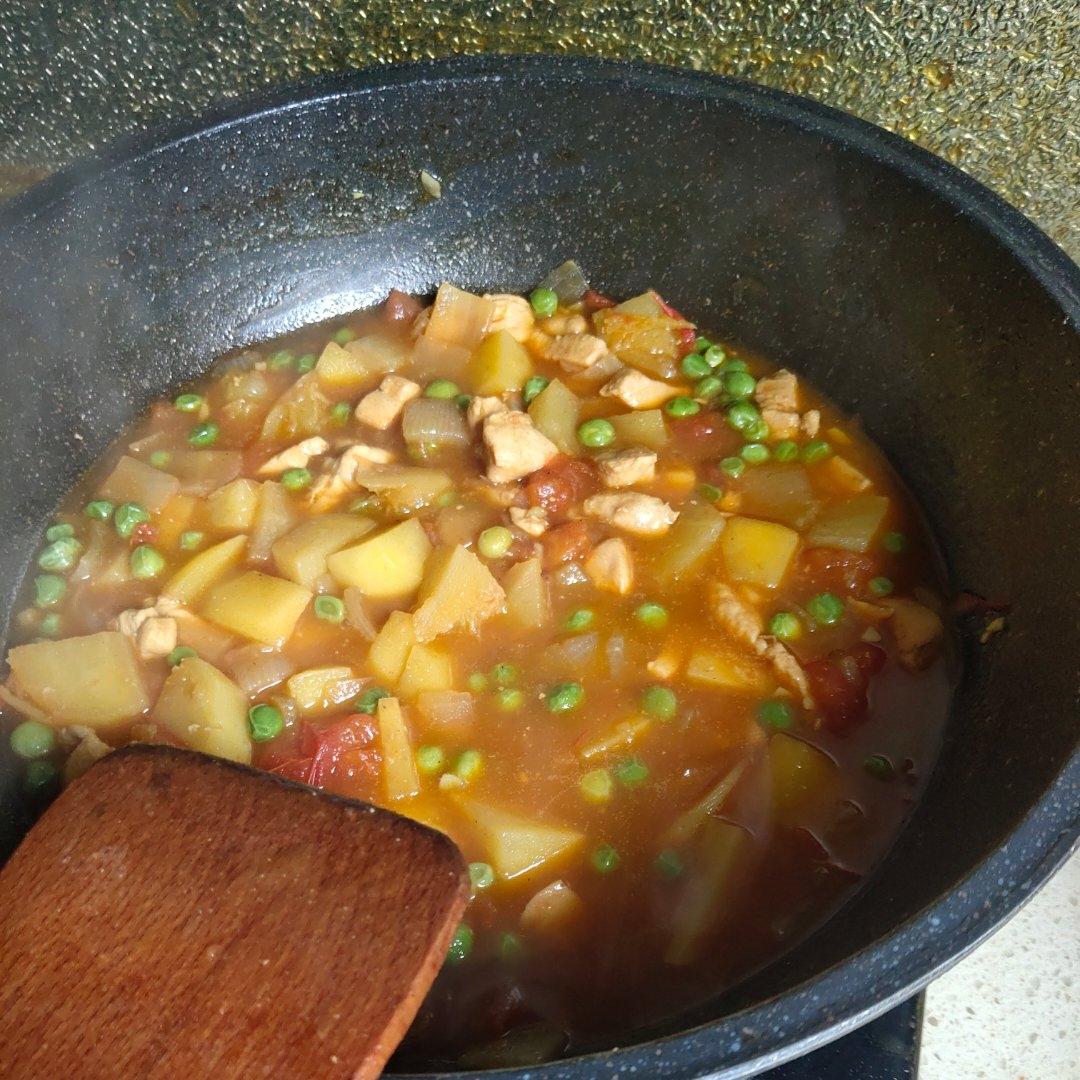 鸡肉咖喱土豆（懒人一定要收藏的菜谱😄）