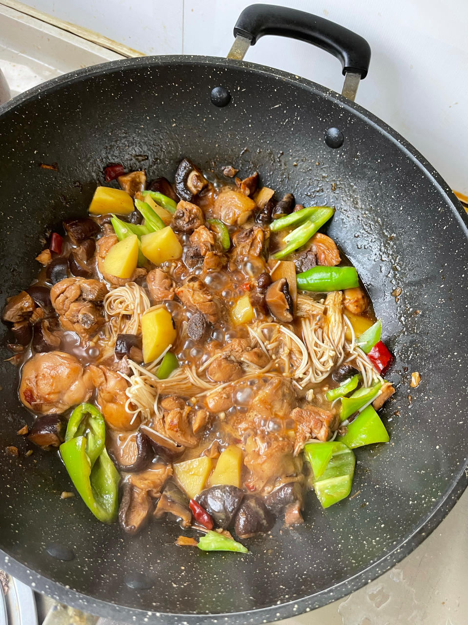 比饭店好吃很多倍的黄焖鸡