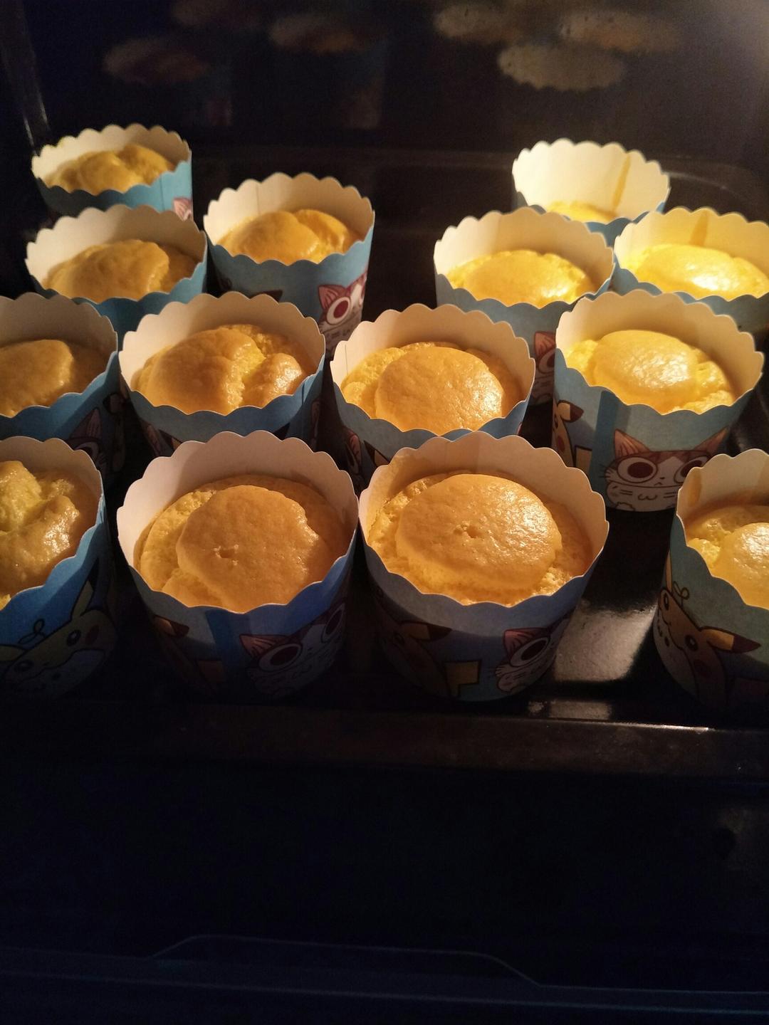 宝宝辅食：宝宝戚风蛋糕—不塌陷不回缩，低糖低油，光滑圆润又松软！12M+