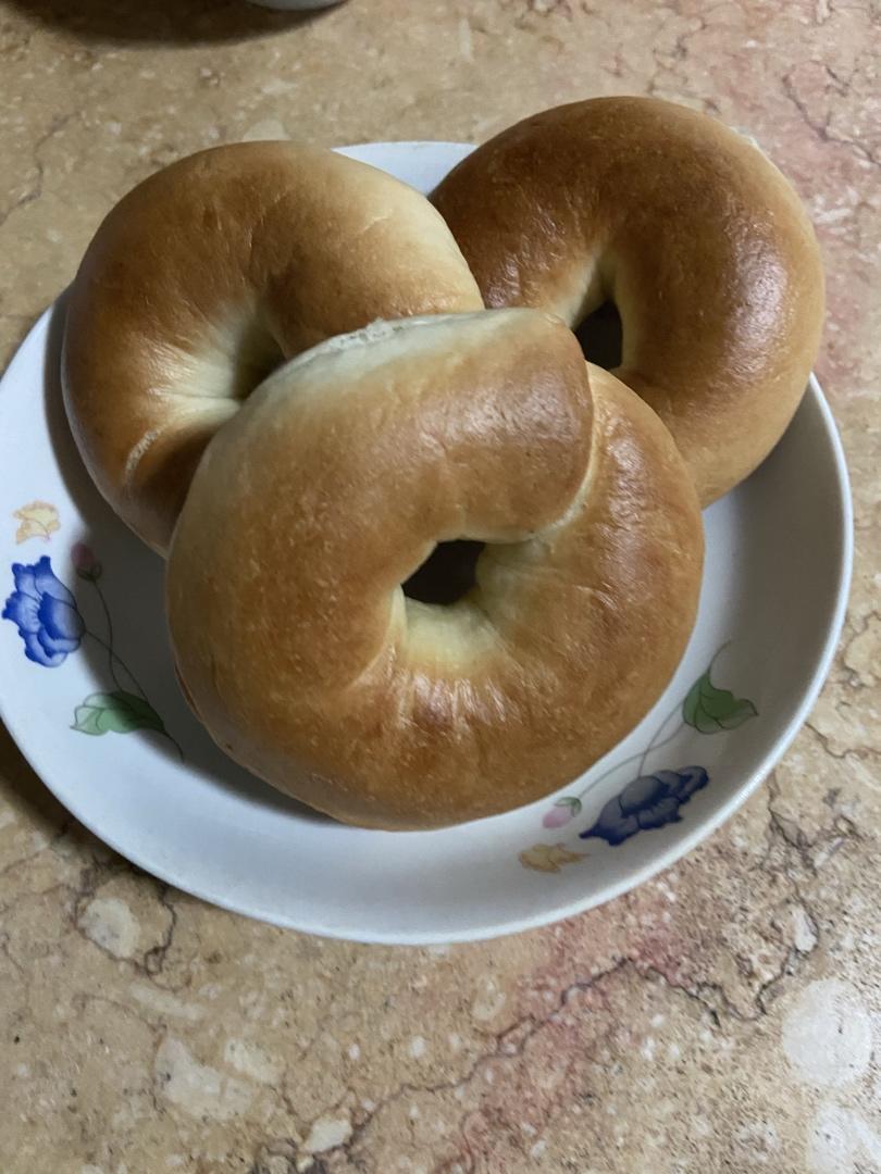 培根芝士碱水贝果