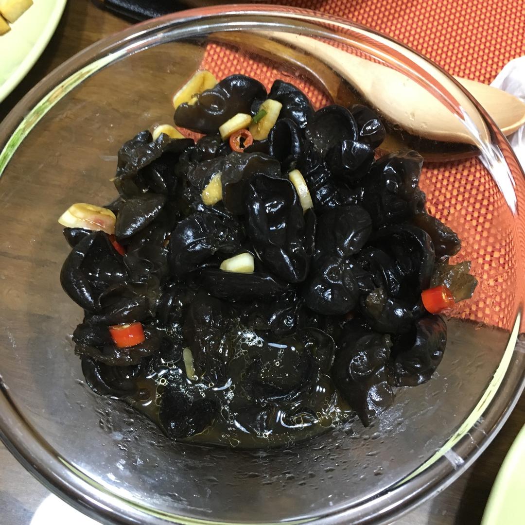 凉拌黑木耳