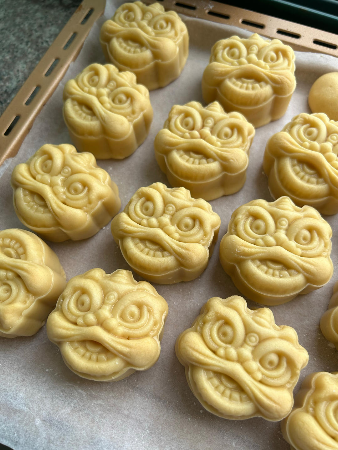 广式莲蓉蛋黄月饼/久吃不厌的经典组合