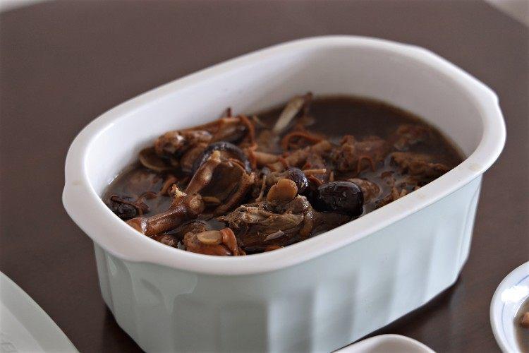 板栗老鸭汤【11月北鼎蒸炖锅食谱】的做法