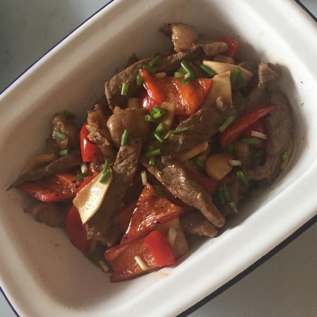 黑椒牛小排的做法