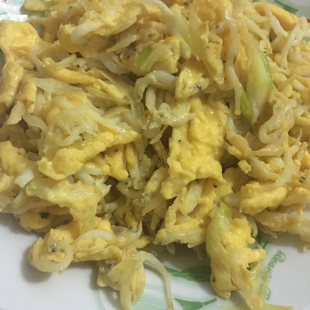 银鱼煎蛋