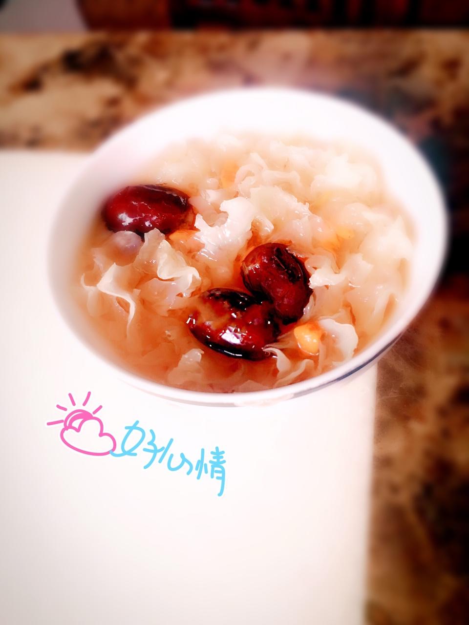 红枣枸杞银耳羹