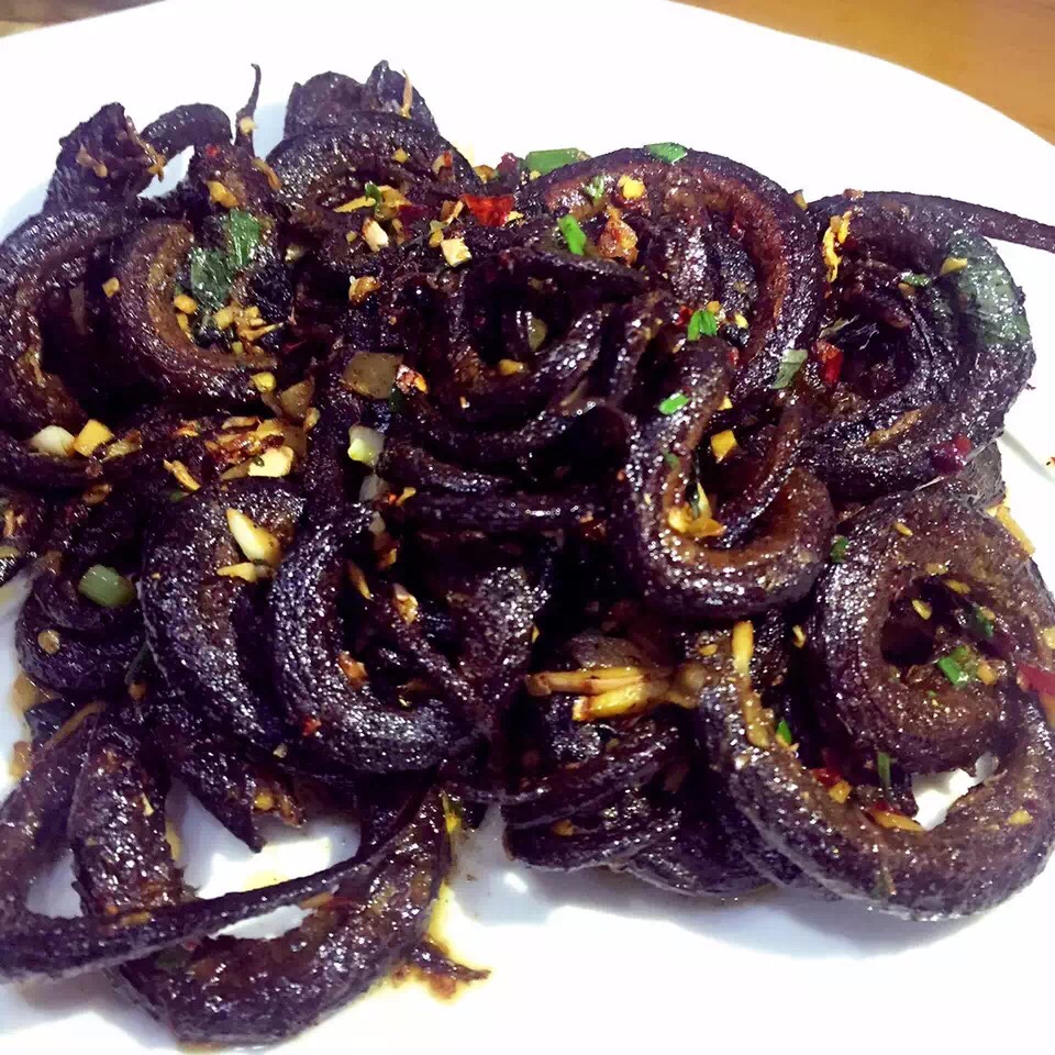 r0se分享作品油炸大鳝鱼卷鳝鱼卷在我家乡又叫太极头,我选用了稍微有