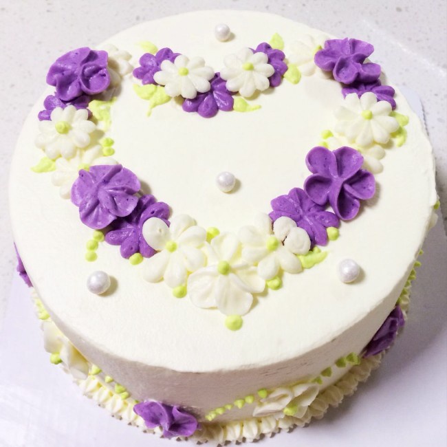 淡奶油裱花蛋糕