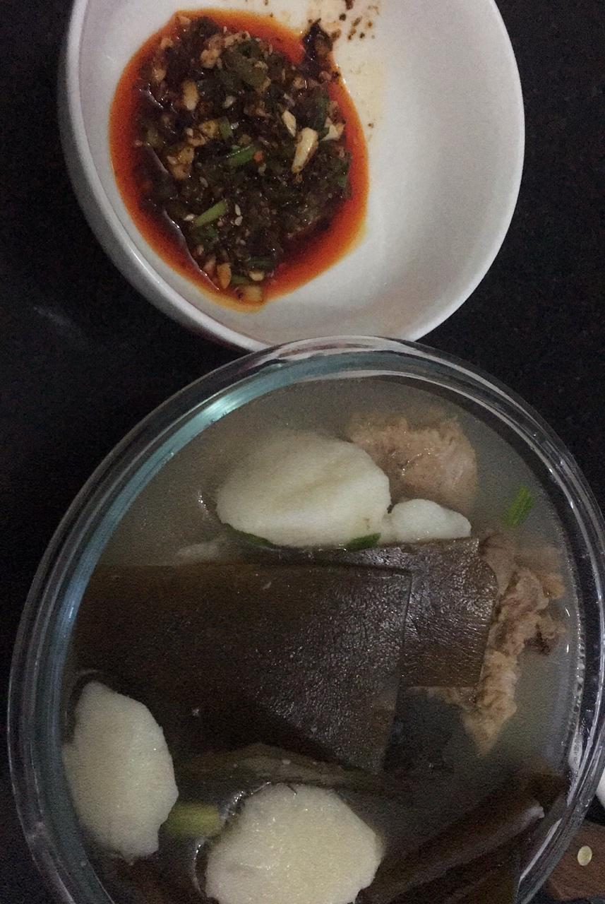 海带排骨肉汤
每日一汤养生