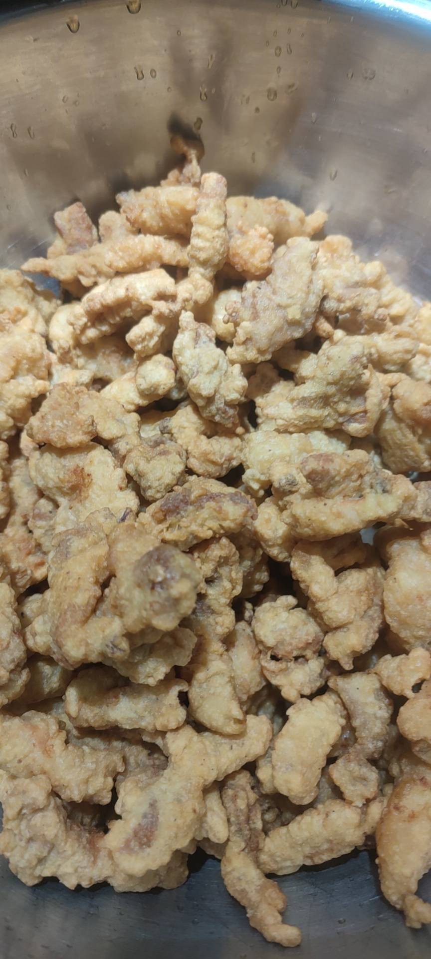 传统经典味道的现炸酥肉（重庆）