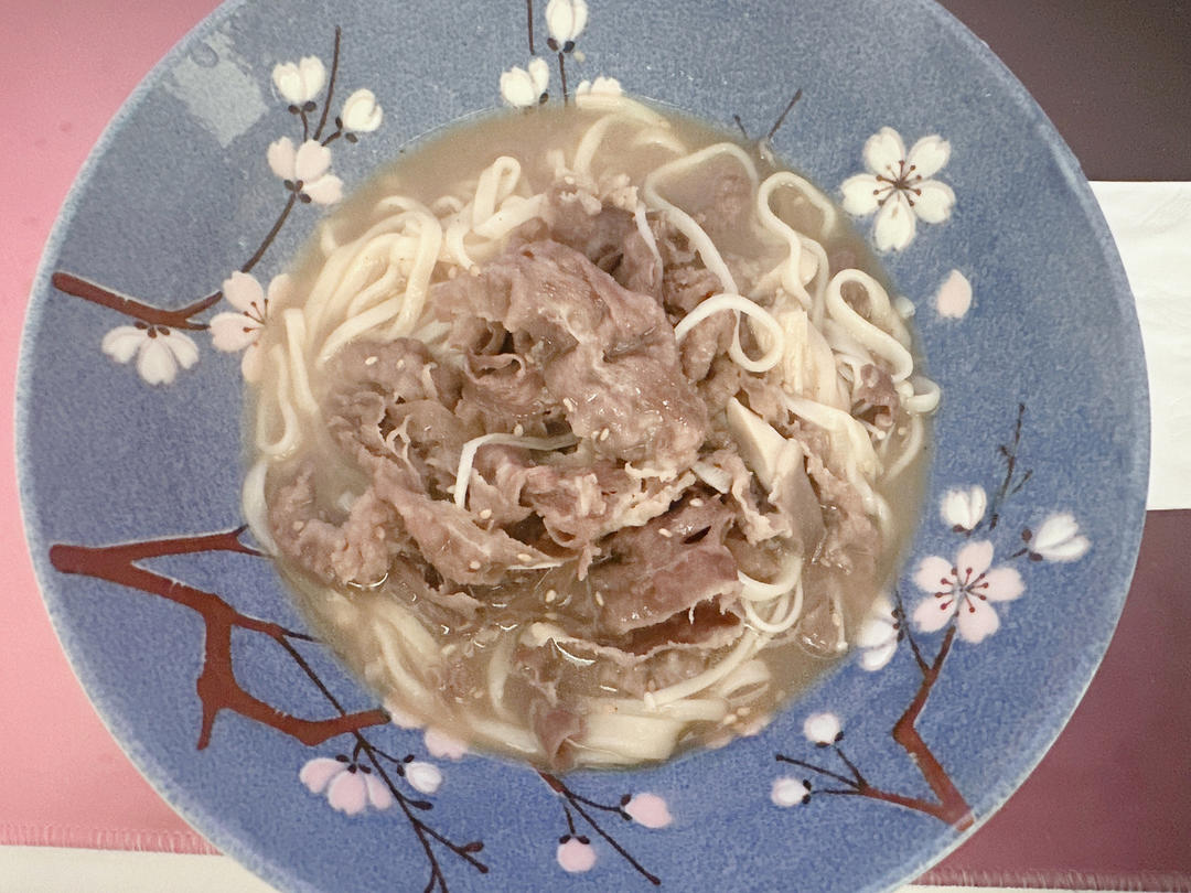 韩式牛肉火锅面