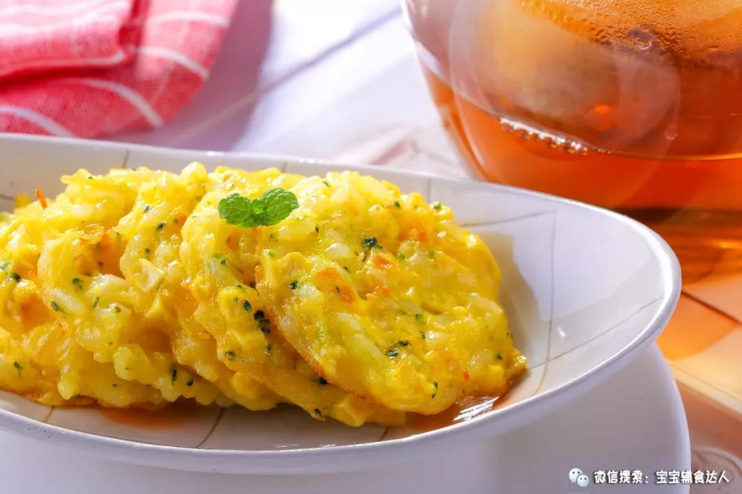 蛋黄豆腐饼 宝宝辅食食谱的做法