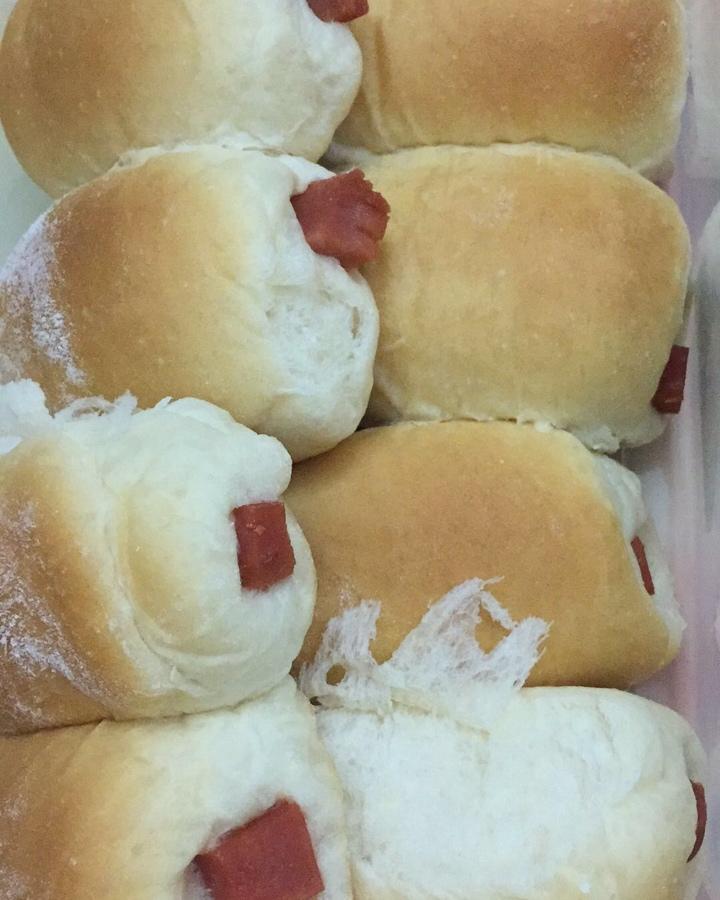 手撕千层肉松面包