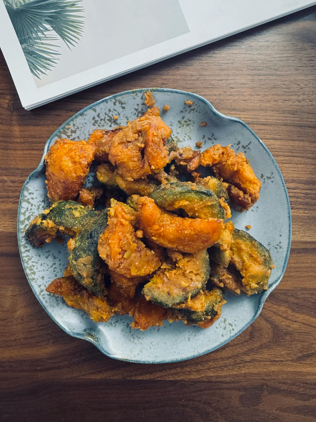 原来饭店的蛋黄焗南瓜是这样做，难怪自己做不好吃，技巧全告诉你
