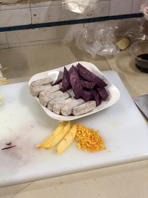 反砂香橙紫薯芋头🍊的做法 步骤1
