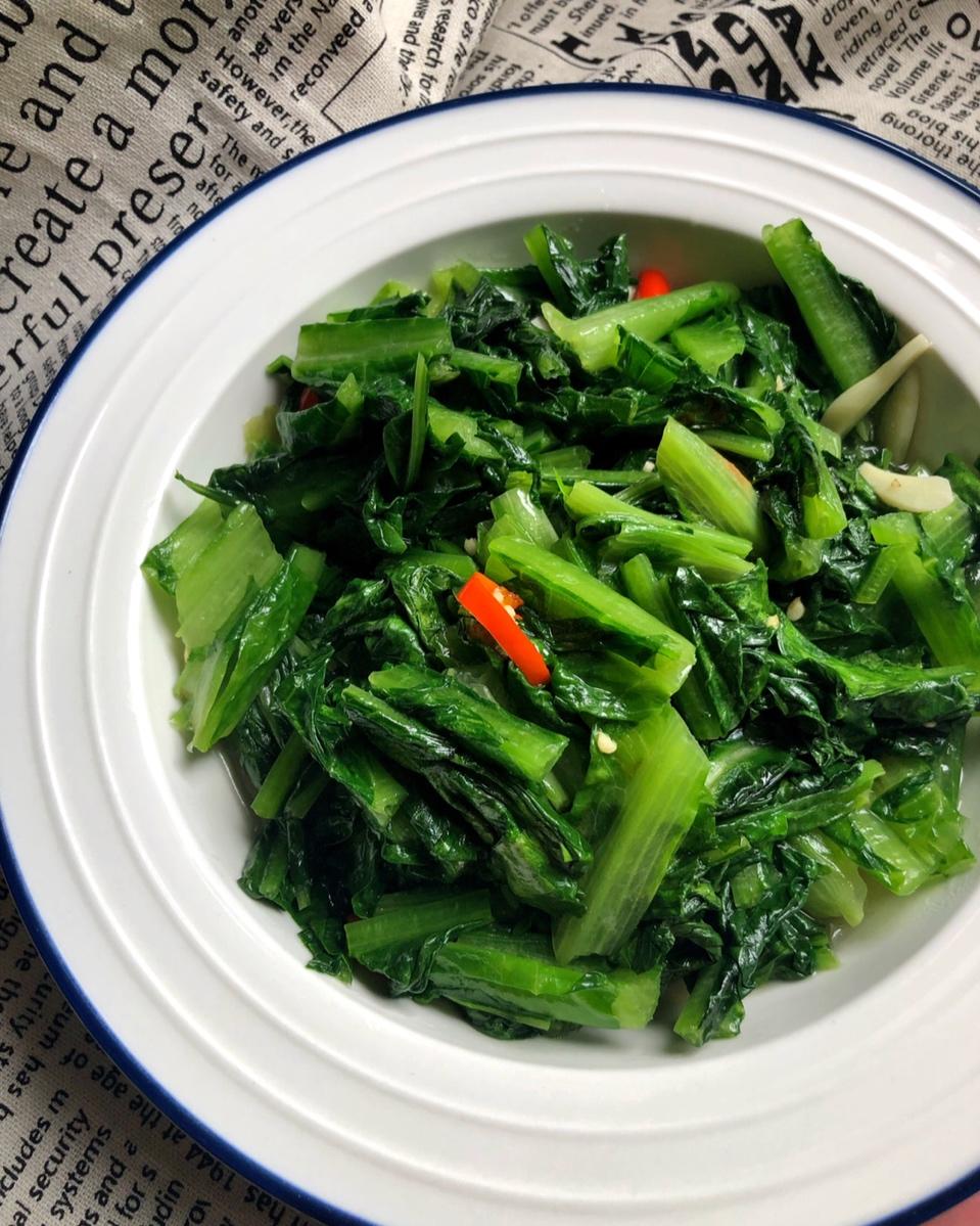 #从生菜通心菜入手教你炒出青爽脆绿的叶菜#