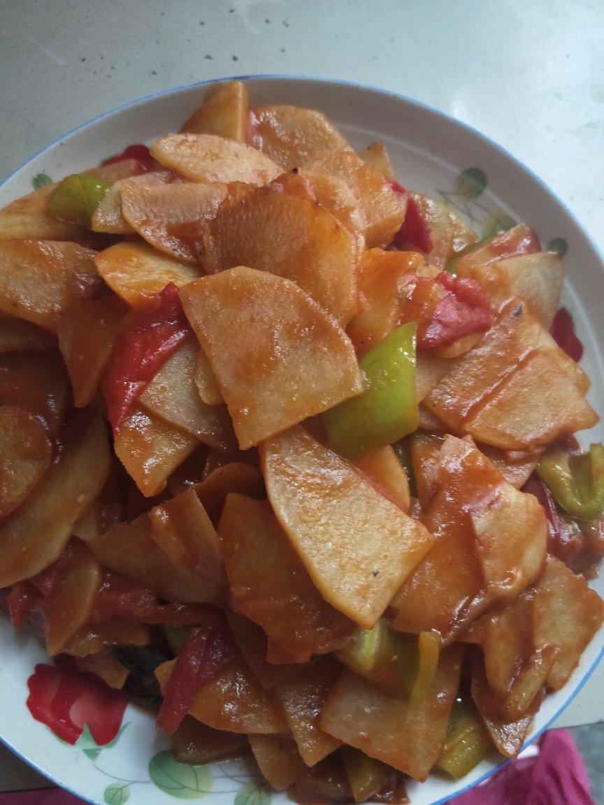 超级下饭菜红绿灯（番茄辣椒炒土豆）