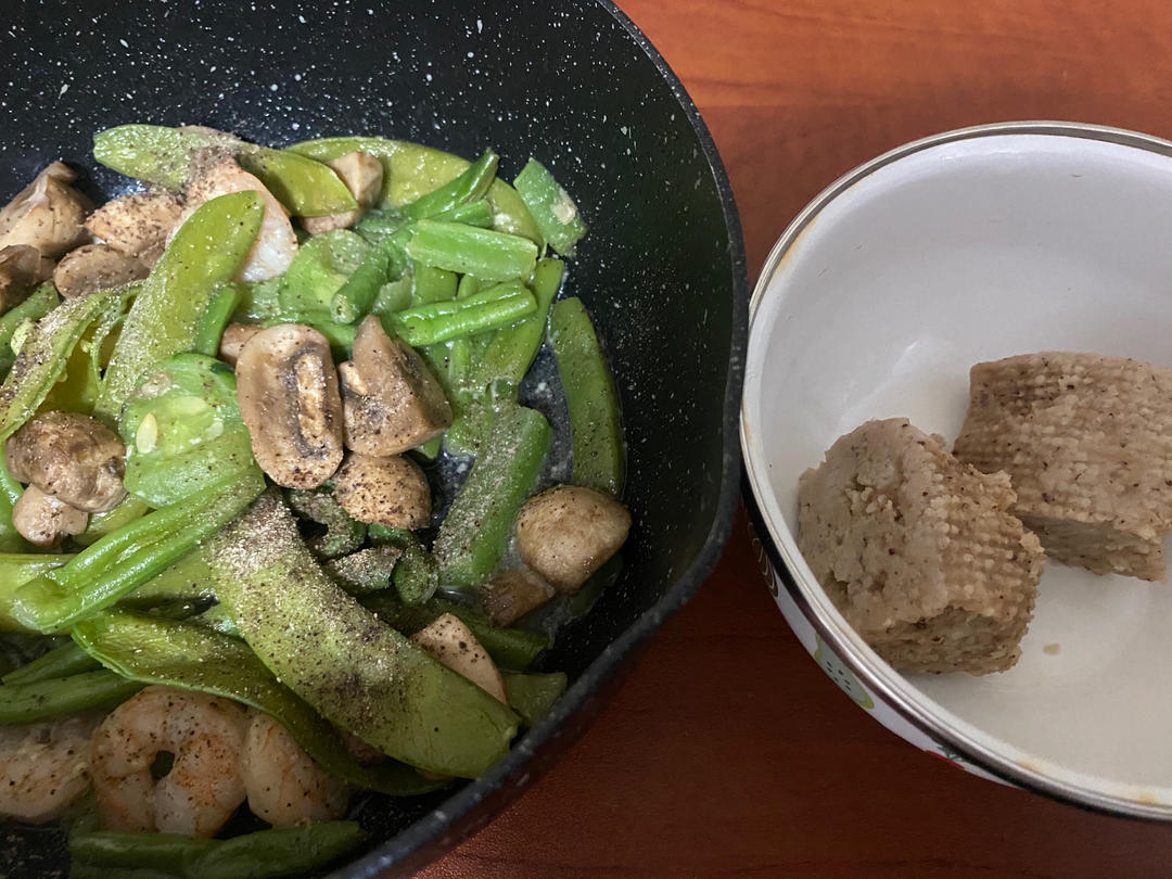 今天也要好好吃饭呀🐽
