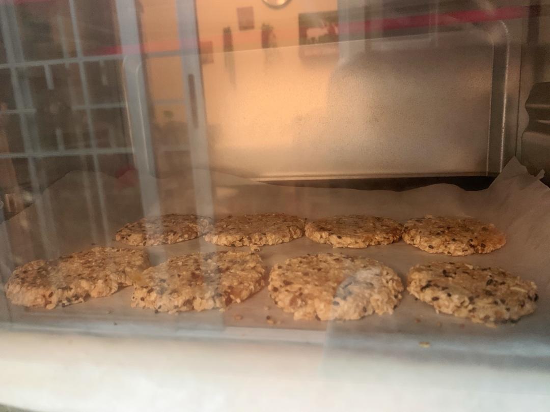 中岛老师的燕麦饼干
