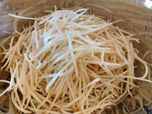 3⃣️天🔆绿豆➡️发1⃣️盆豆芽的做法 步骤7