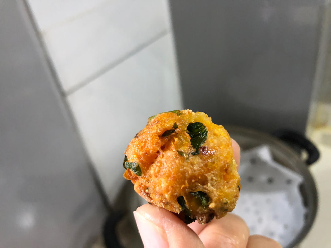 胡萝卜豆腐丸子