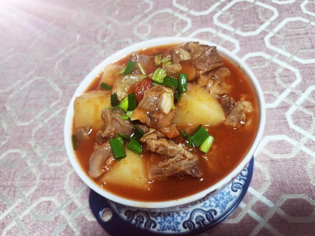 番茄土豆炖牛腩