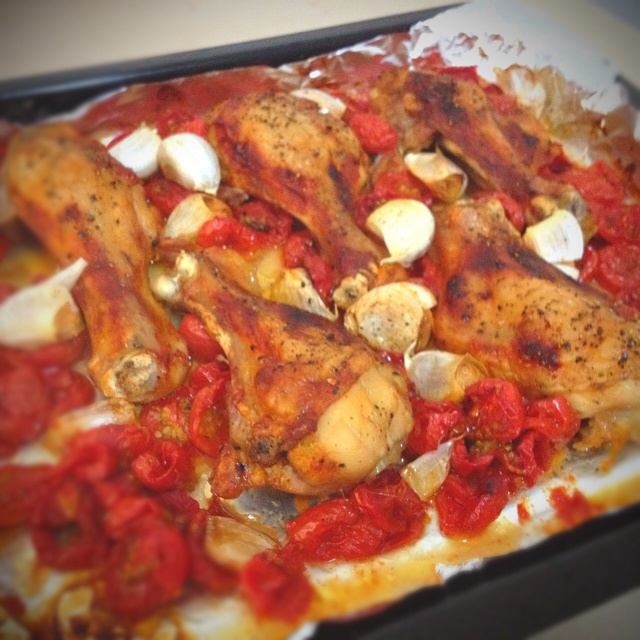 把一切交给烤箱--田园番茄烤鸡腿