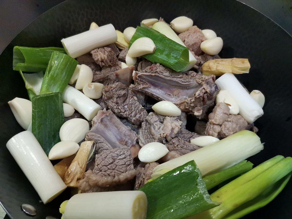 炖牛肉（纯回回版）