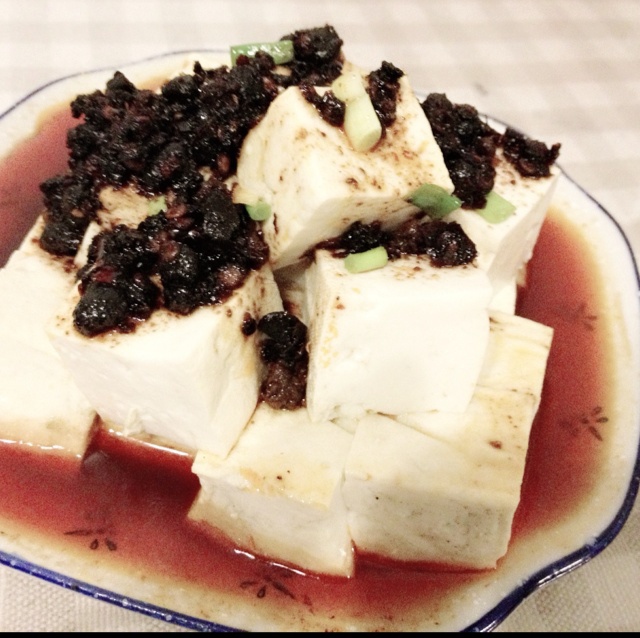豆豉蒸豆腐