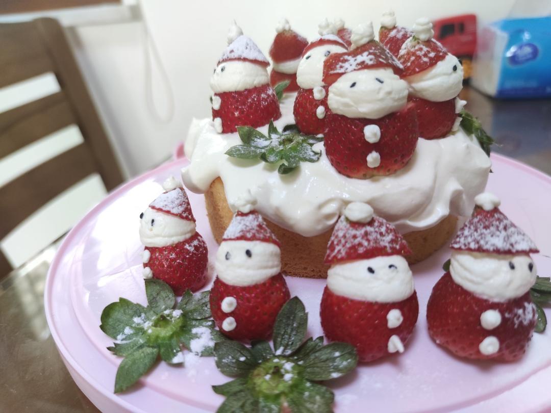 圣诞雪人草莓蛋糕