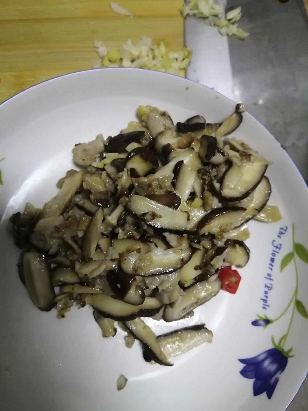 【四佰私厨】香菇炒肉片必须双滑才够味！肉片怎么炒都不老的秘诀！