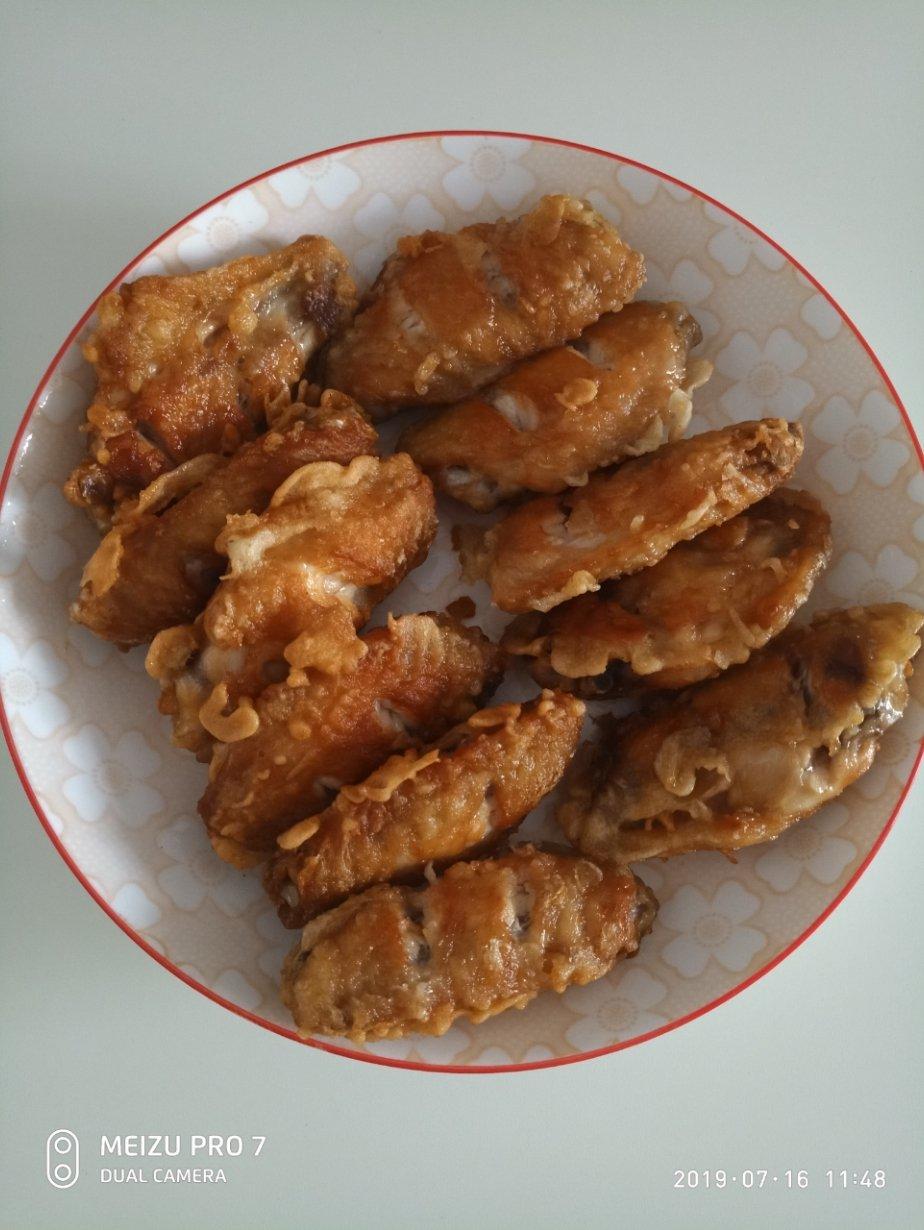 酥炸鸡翅中