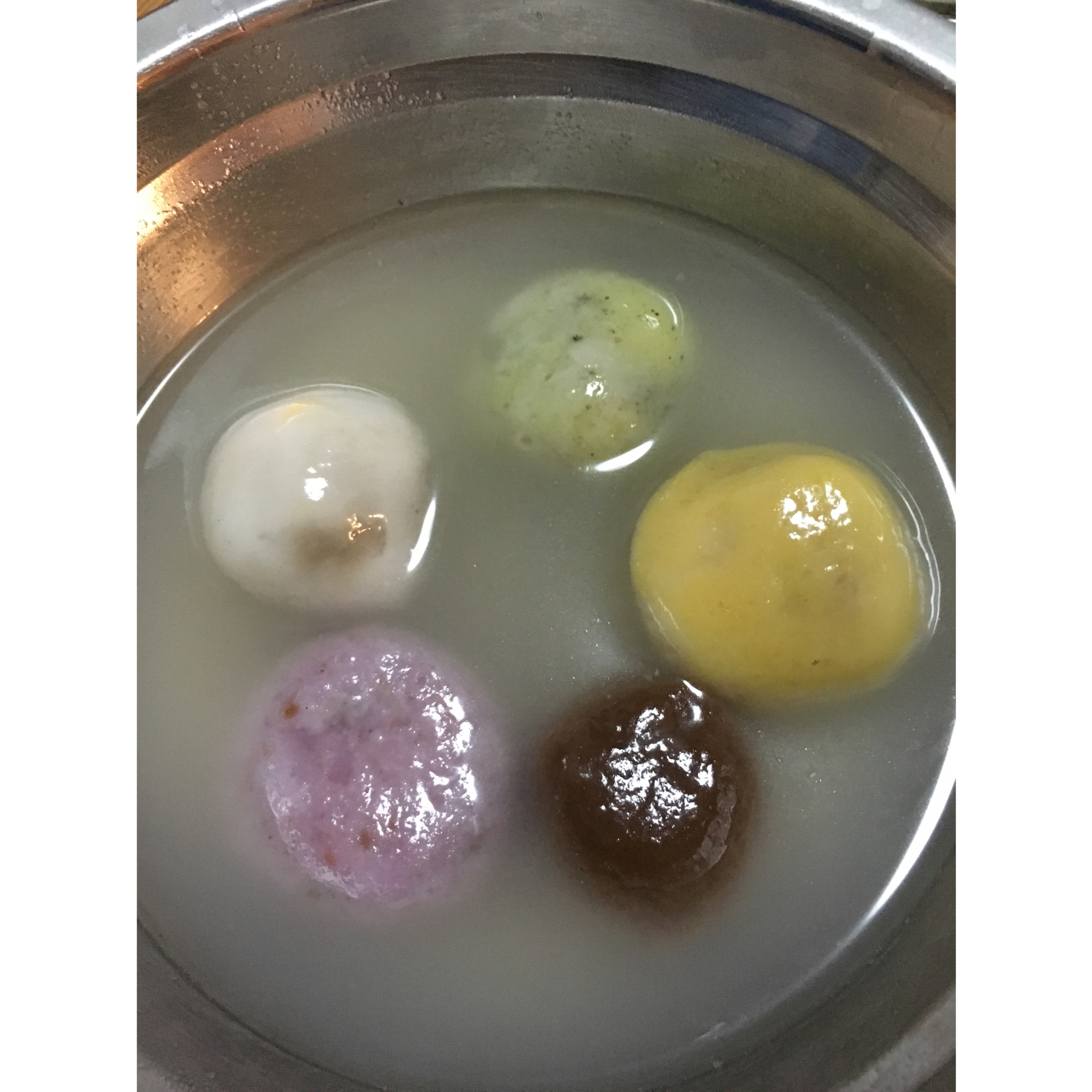 五彩汤圆