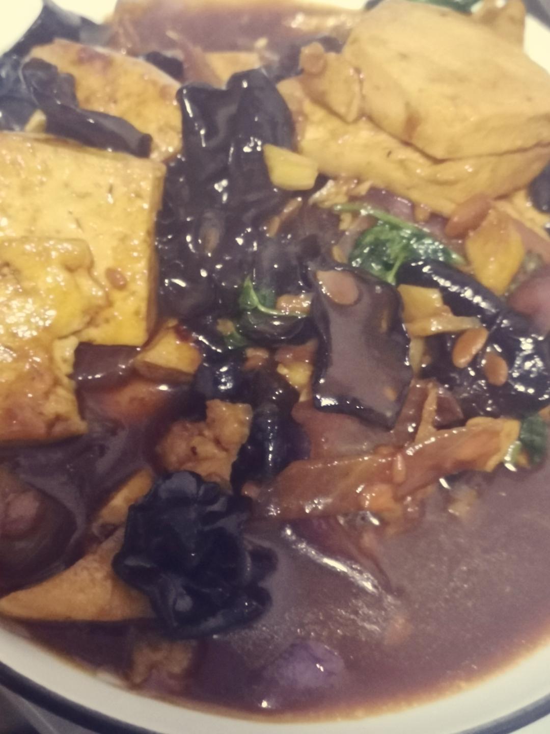 超下饭的一人食木耳豆腐