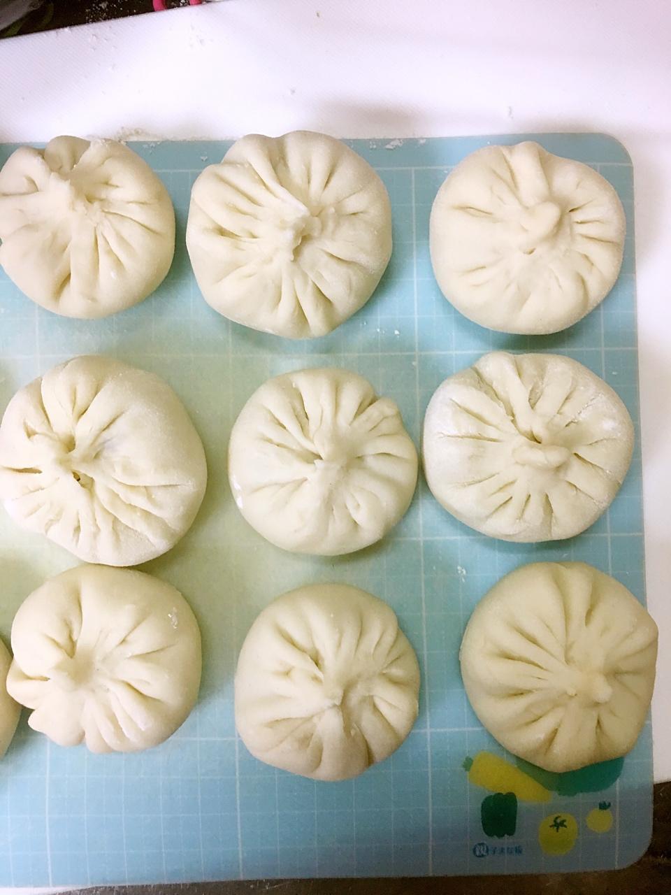 QQ弹弹的小笼包