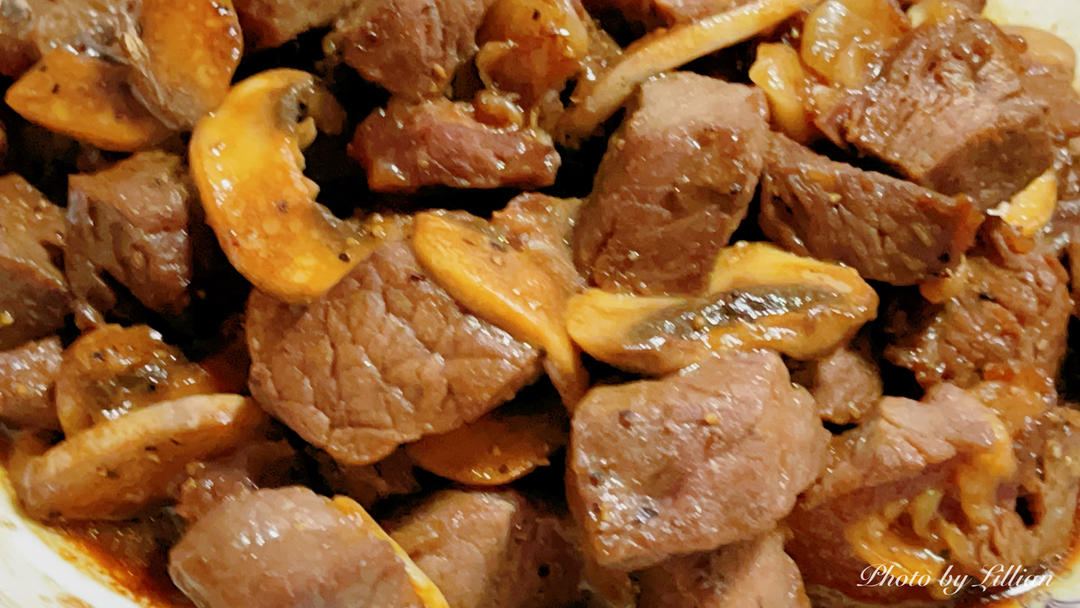 蒜香口菇牛肉粒